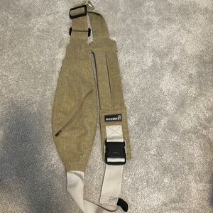 Gooseket sling baby/toddler carrier